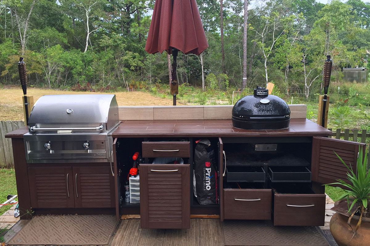 NatureKast realistic faux wood pvc outdoor summer kitchen cabinets in Melbourne FL by Hammond Kitchens & Bath